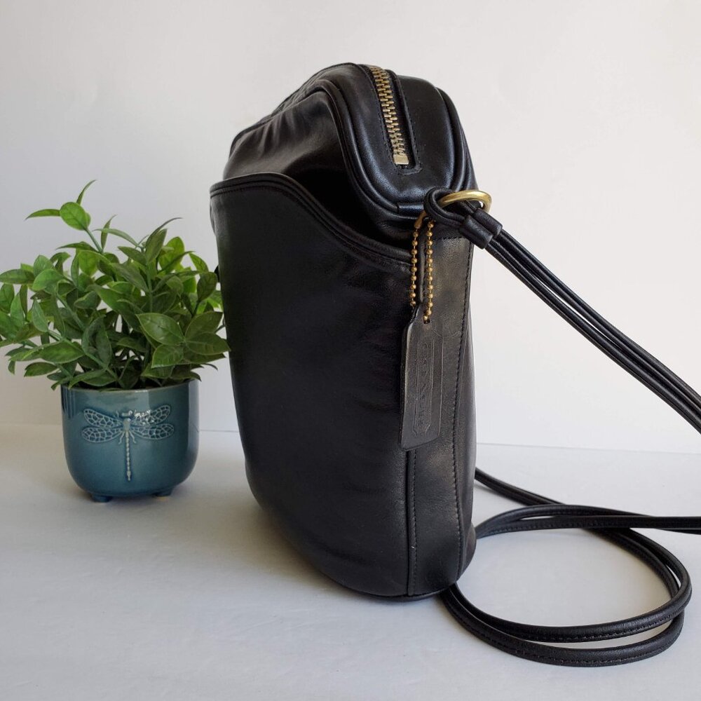 EUC Vintage Coach Gallery Bag (#4028) in Black – Lightweights Collection - Picture 4 of 14